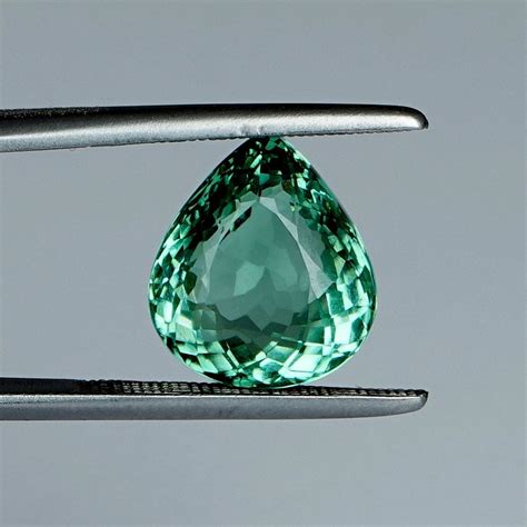 paraiba tourmaline price per carat.